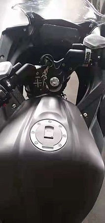 El Moto R3 M3120